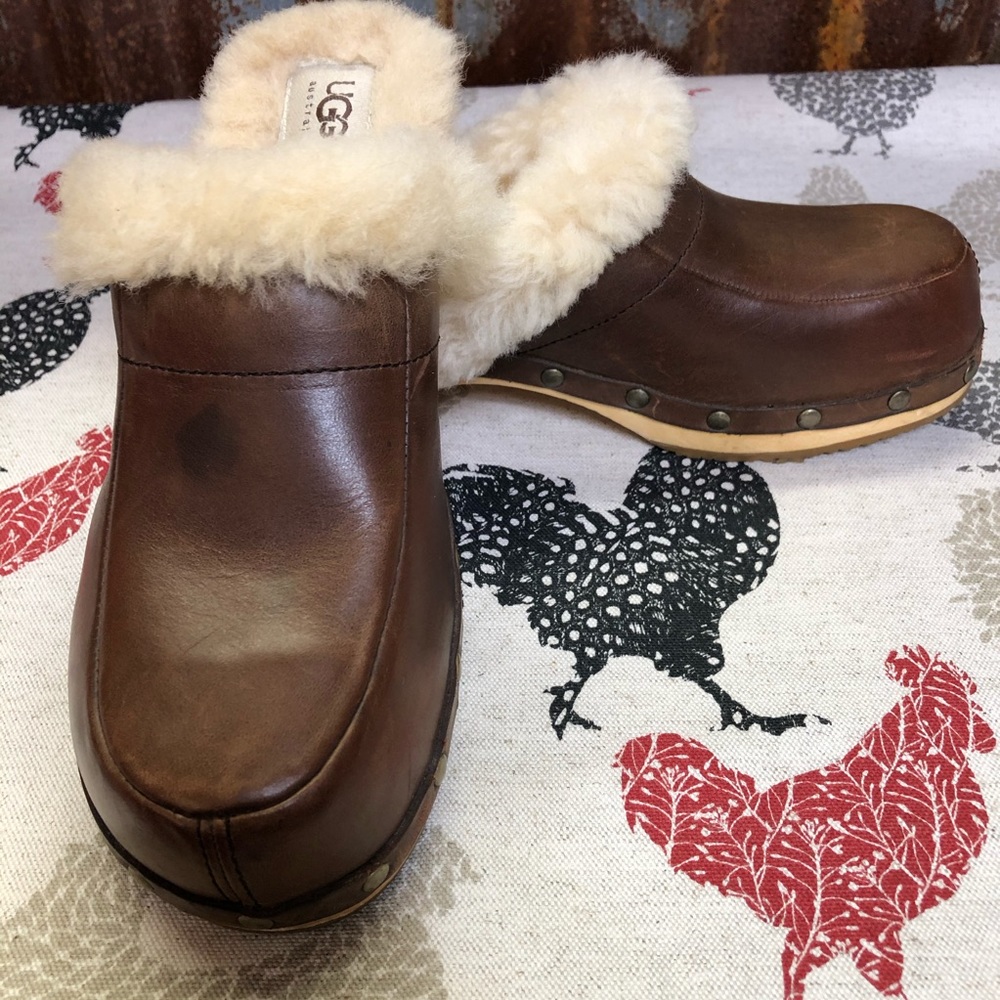 SH76 Great Ugg Slides w/Brass Studs - Picture 1 of 10